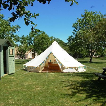 Camping La Foret De Tesse Εξωτερικό φωτογραφία